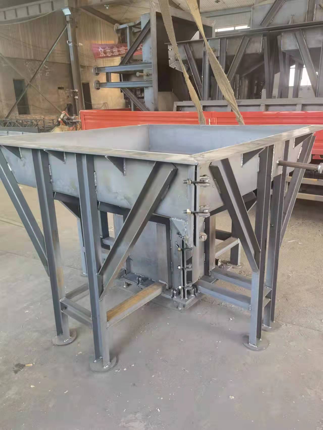 1640136908562716.jpg 基礎(chǔ)墩模具5.jpg